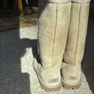 UGG Classic Tall Boots women’s size 6